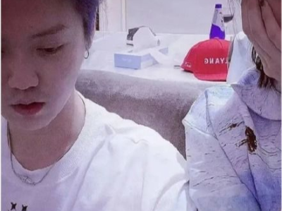 惊现海量明星照片卡！女子携带9353张入境被查