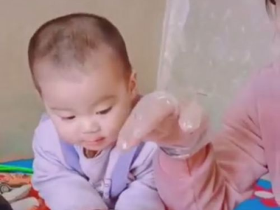 幼崽手速惊人，揭秘人类幼崽的神奇速度