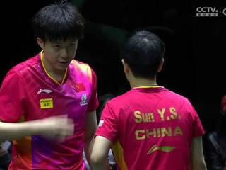 王楚钦孙颖莎11比5力克黄镇廷杜凯琹，强势晋级！